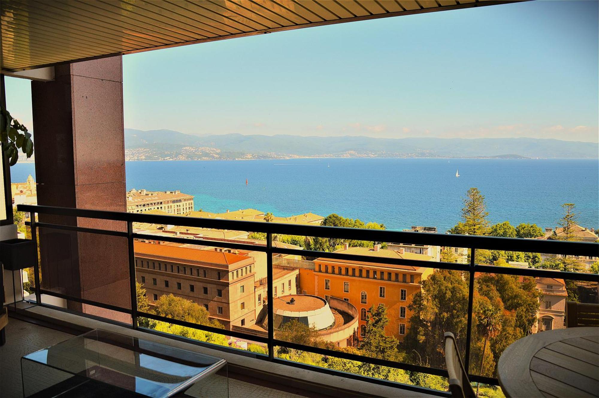 Grand T2 Standing Ajaccio Proche Centre Et Plages Vue Panoramique Parking Prive Zewnętrze zdjęcie